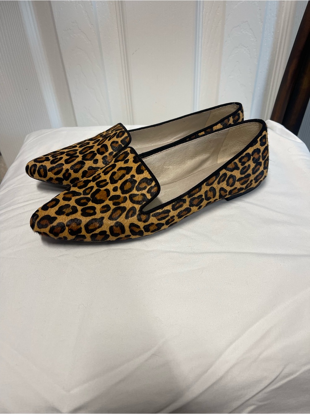 Gianni Bini Leopard Print Slip-Ons in Tan and Black Trim Size 7